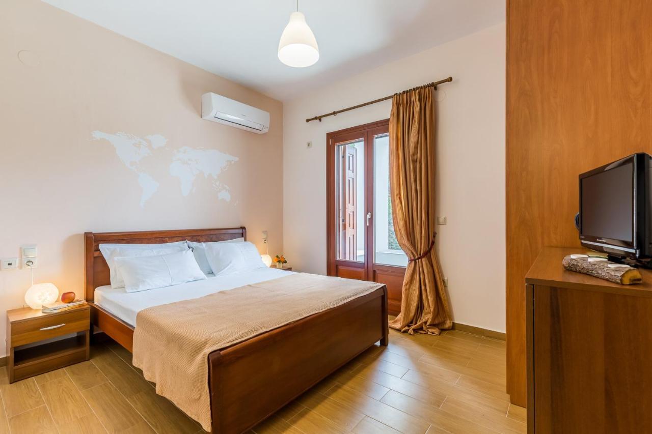 Olive Grove Apartment Skopelos Eksteriør billede