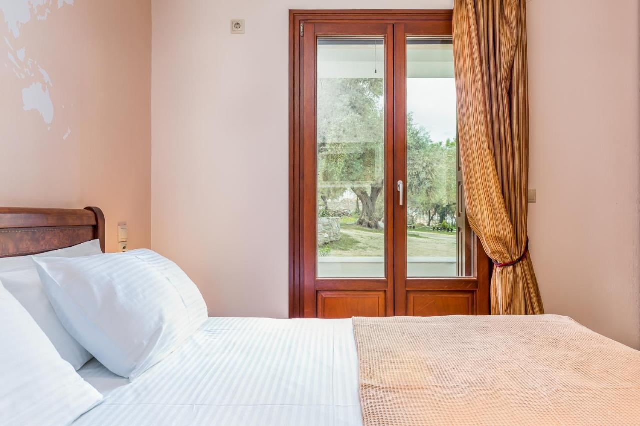 Olive Grove Apartment Skopelos Eksteriør billede