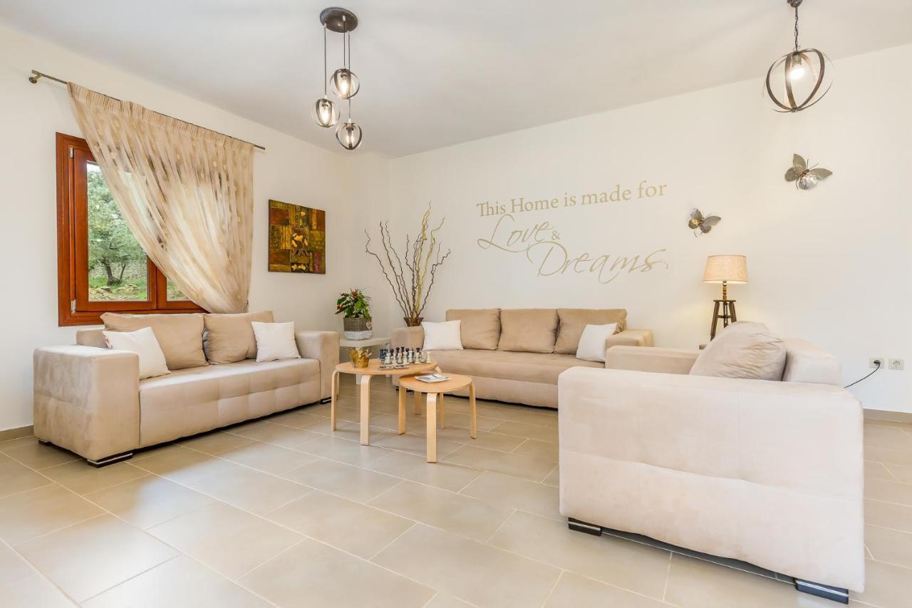 Olive Grove Apartment Skopelos Eksteriør billede